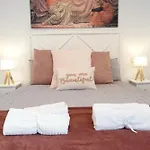 La Siesta En Tejares * コルドバ